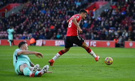 Southampton’s Armando Broja fires home the opening goal of the game.