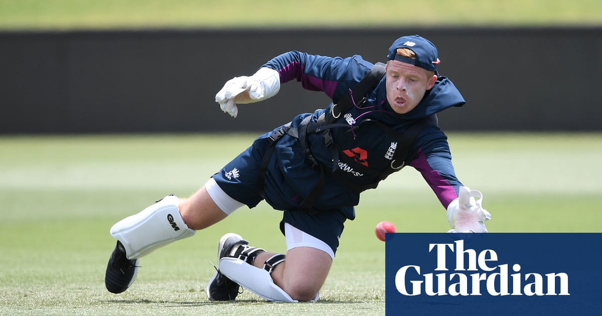 Jos Buttler injury puts Pope on call to keep wicket for England