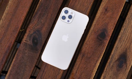 iphone 12 pro max review