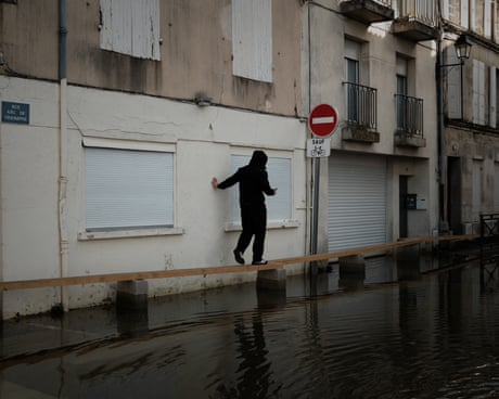 Weather tracker: Southern France under yellow alert after severe thunderstorms