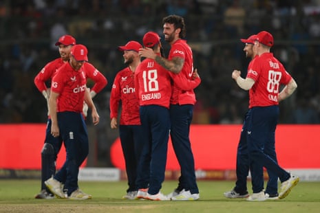 Reece Topley celebrates after dismissing Mohammad Rizwan.