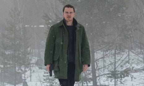 Gym-built and a drinker … Michael Fassbender as Harry Hole in The Snowman.
