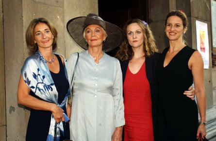 Hancock with daughters (left to right) Melanie, Joanna and Abigail at a memorial service for John Thaw at St Martin-in-the-Fields, London, 2002.