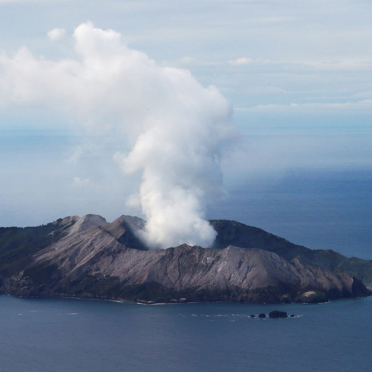 New Zealand Volcano Eruption Death Toll Rises To 19 White Island Volcano The Guardian