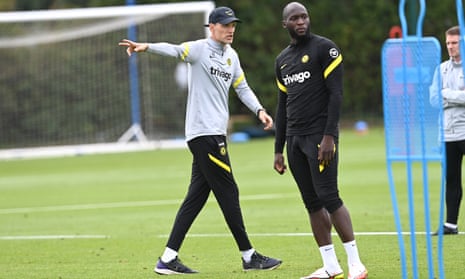 Thomas Tuchel and Romelu Lukaku during Chelsea training this week
