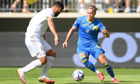 Mykhaylo Mudryk in action for Ukraine against Armenia during a  Nations League game in June.