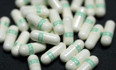 Fluoxetine antidepressant pills