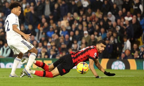 Dominic Solanke makes it three for the Cherries.