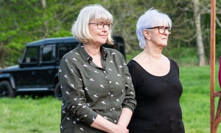 Lisa and Linda in The Traitors