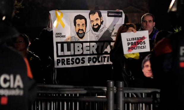 Protestors demonstrate for release of Catalan leaders