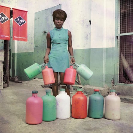 A shop assistant in Accra, circa 1971.