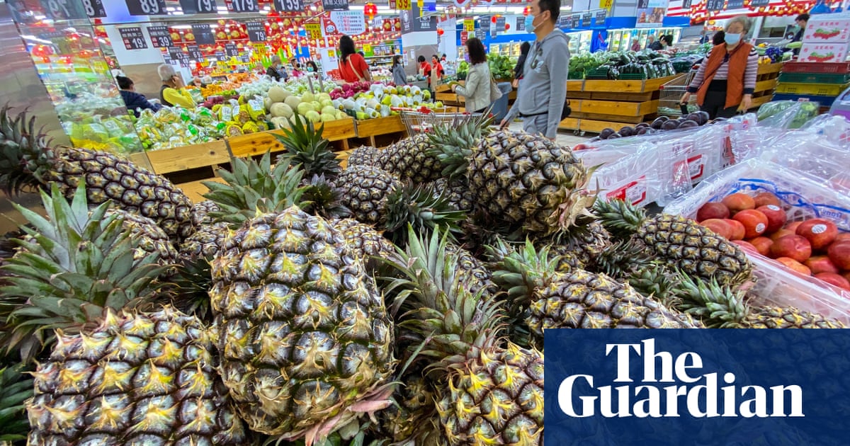 Taiwanese urged to eat ‘freedom pineapples’ after China import ban