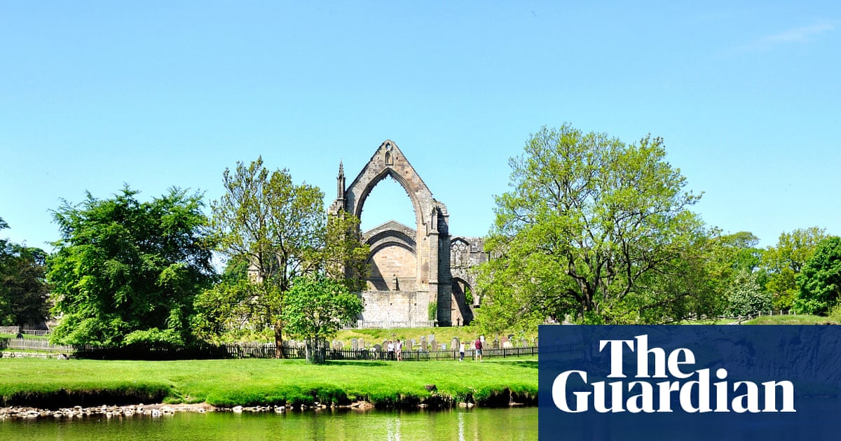 How to explore Britain and Ireland’s most beautiful rivers on foot, bike or boat: readers’ travel tips | Travel How to explore Britain and Ireland’s most beautiful rivers on foot, bike or boat: readers’ travel tips | Travel