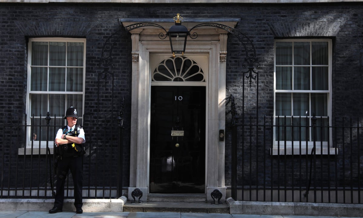 political journalists boycott no 10 briefing after pm s aide tries to ban selected reporters as it happened politics the guardian