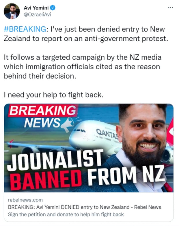 A screenshot of a tweet from Avi Yemeni saying he was denied entry to New Zealand.  In the post, he misspells journalist
