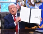 Trump signs executive order to transfer TikTok to US owners