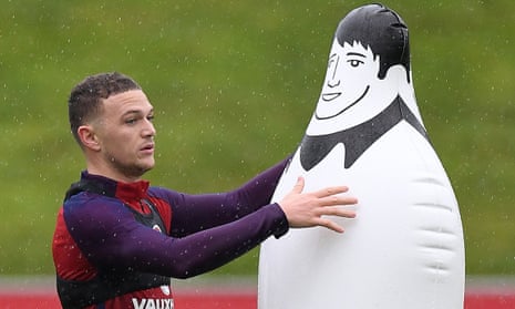 Kieran Trippier gets acquainted with a new addition to England’s defence during training
