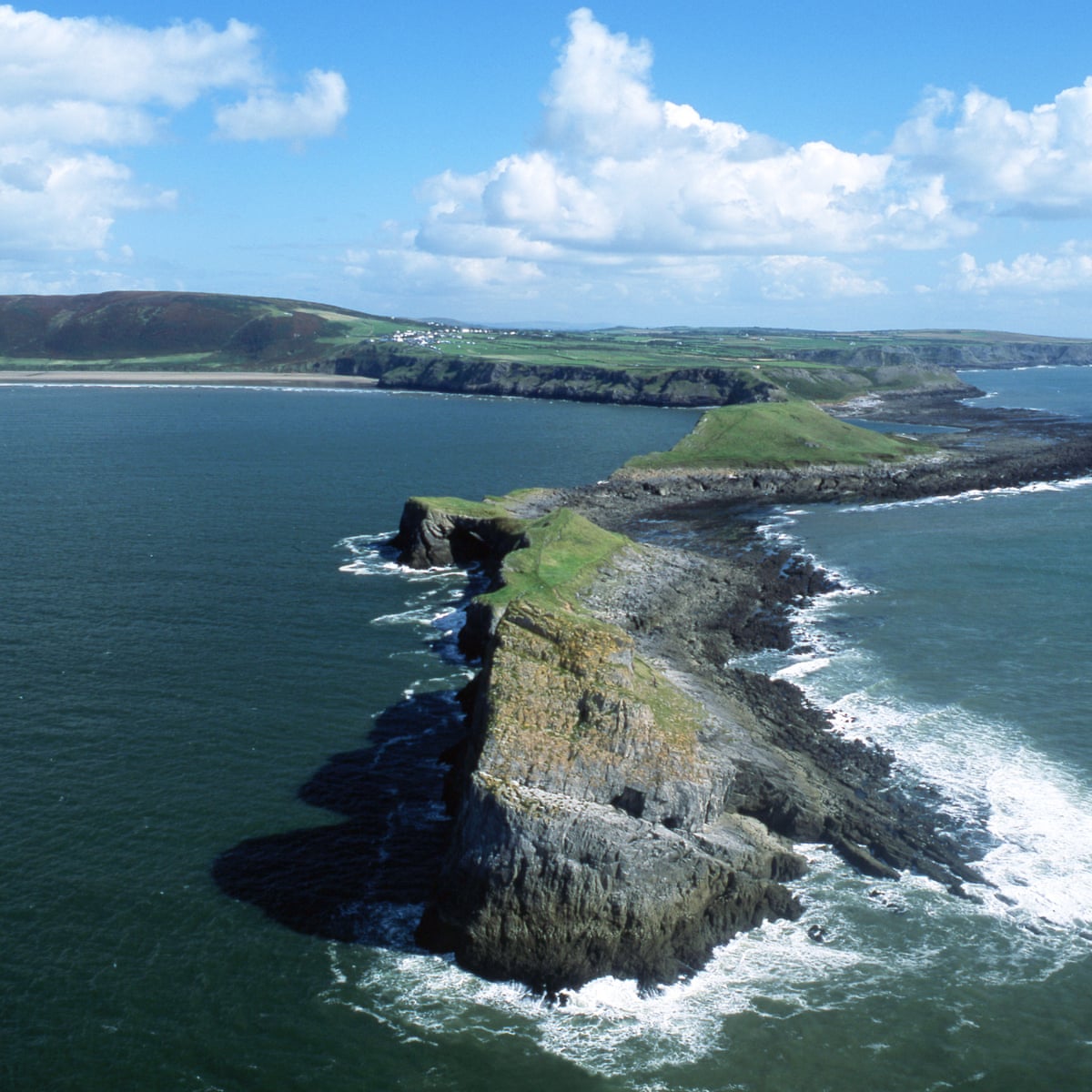10 Great Walks On Britain S Tiny Islands Walking Holidays The Guardian