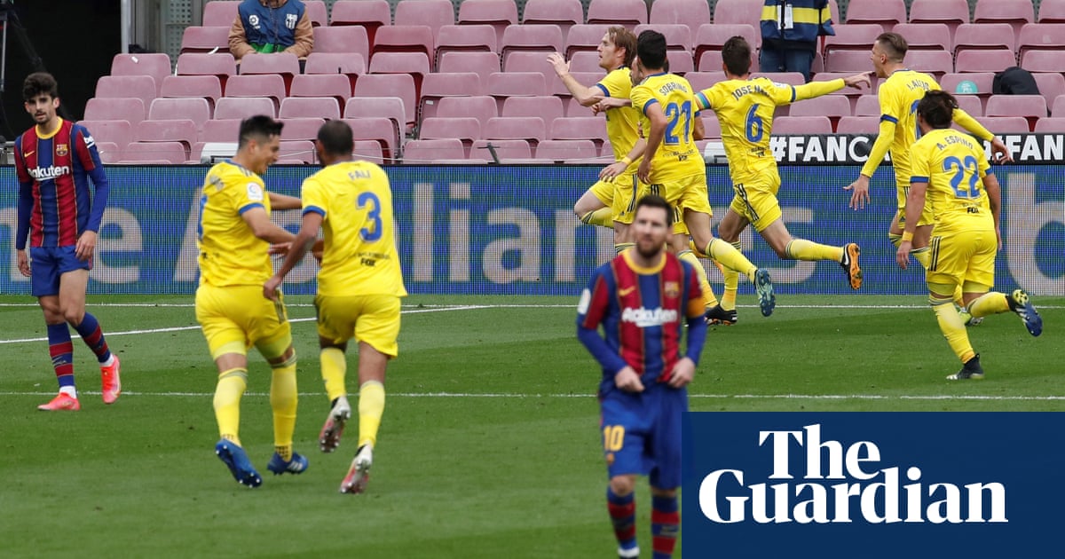 European roundup: Barcelona held at home by Cádiz, Leipzig cut Bayerns lead