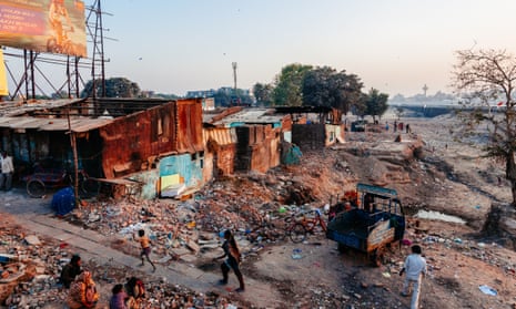 Slum at dusk, Ahmedabad. 