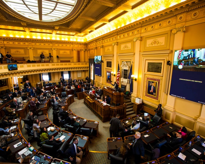 Virginia lawmakers aim to redraw maps to help Democrats gain seats in Congress