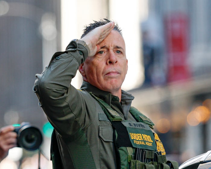 Border patrol leader told to go to court every weekday to report on Chicago enforcement