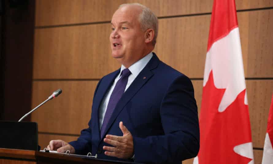 Erin O’Toole speaks in Ottawa.