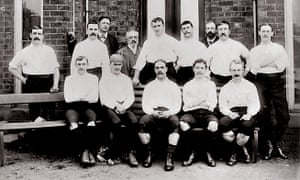 El equipo 1888-89 de Preston North End, todo conquistador.