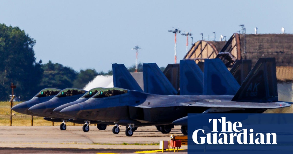 Anti-arms groups plan mass protests over expansion of UK nuclear deterrent