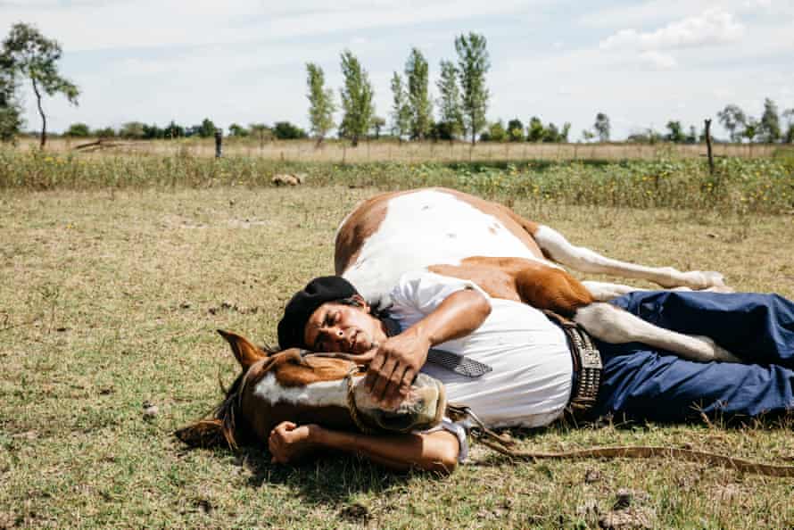 Martin Tatta was born on an estancia where his father worked taking care of the horses. By the age of eight, Martin had taught his horse to stand on his two rear legs
