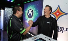 Phil Spencer, right, Head of Xbox, interacts with fans during a meet and greet at the 2023 Xbox FanFest on Sunday, June 11, 2023 in Los Angeles