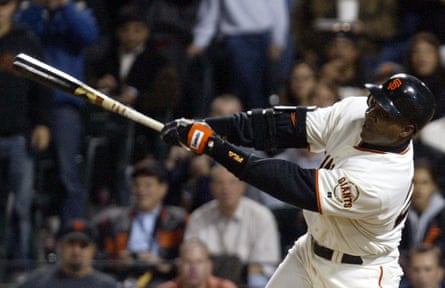 The San Francisco Giants’ Barry Bonds hits his 700th career home run off the San Diego Padres pitcher Jake Peavy in September 2004.