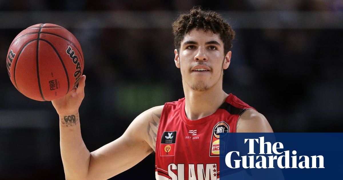 Sale of NBLs Illawarra Hawks to LaMelo Ball is no done deal, league says