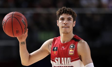 Sale of NBL's Illawarra Hawks to LaMelo Ball is no done deal, league says