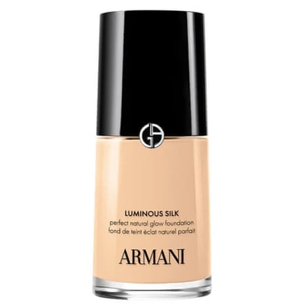 Armani Luminous Silk foundation
