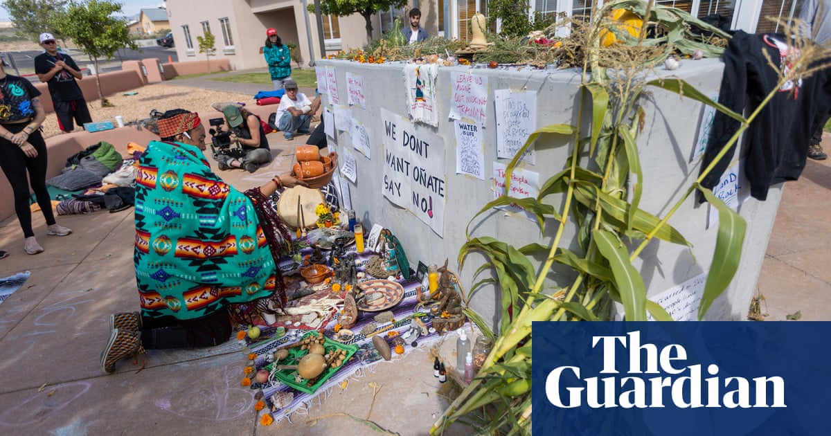 Man in Maga hat charged over shooting of Indigenous activist at statue protest