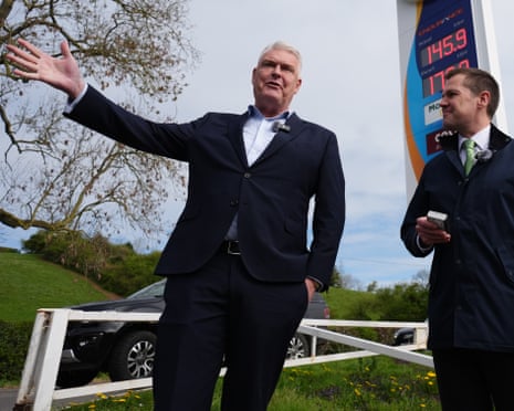 Lee Anderson gestures as he speaks next to fellow Reform politician Robert Jenrick