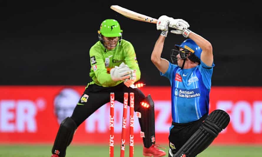 Sam Billings stumps Adelaide Strikers’ Henry Hunt in the Big Bash League last week where the Englishman plays for Sydney Thunder.