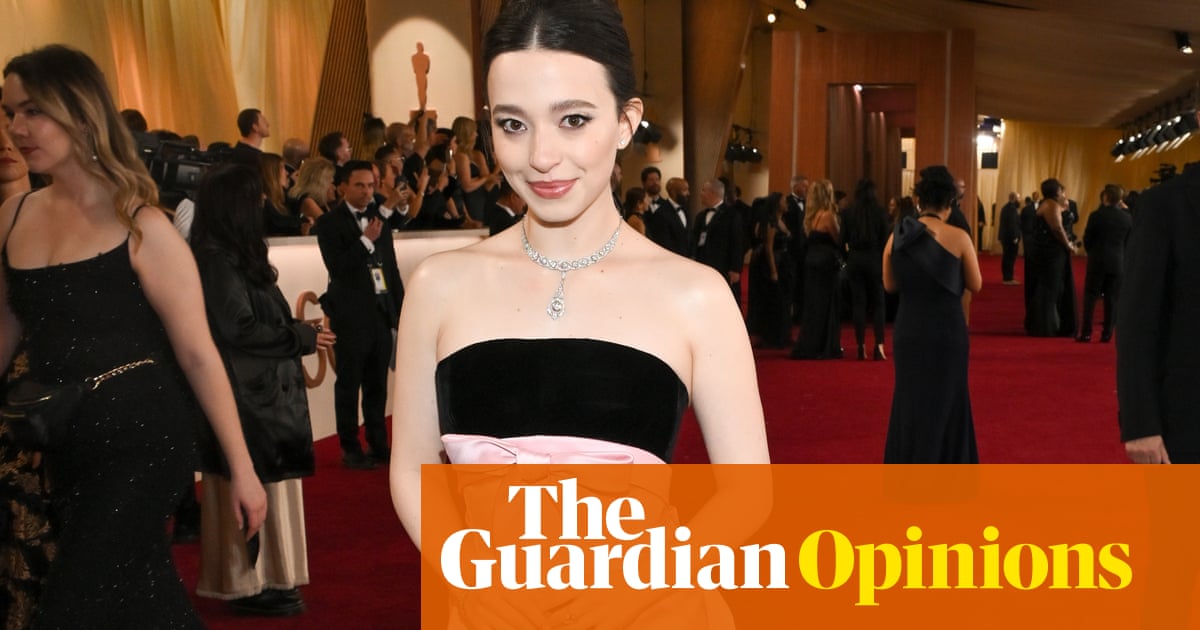 Oscars fashion winners the silver age of Hollywood, with a splash of pink and yellow