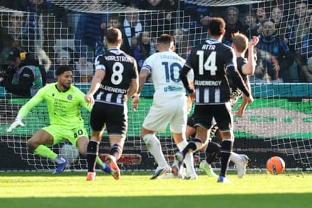 Lautaro Martinez scores Inter’s winner against Udinese.