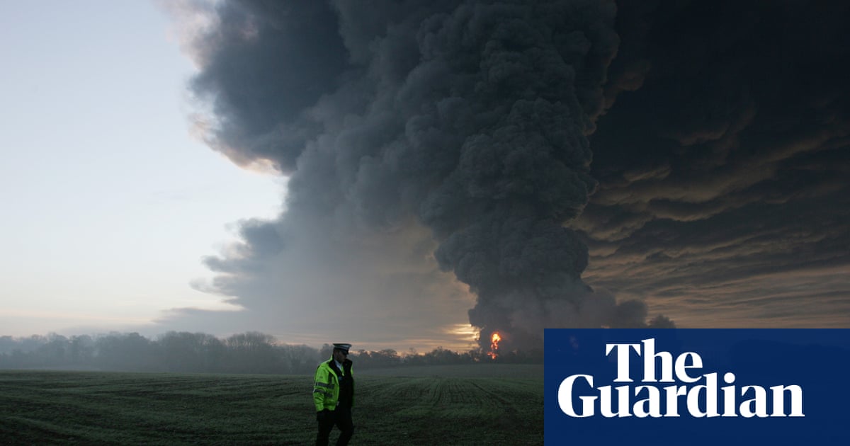 Incidents at English hazardous industrial sites ‘going unchecked’ | Environment Agency Incidents at English hazardous industrial sites ‘going unchecked’ | Environment Agency