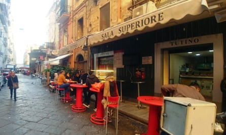 tutino exterior