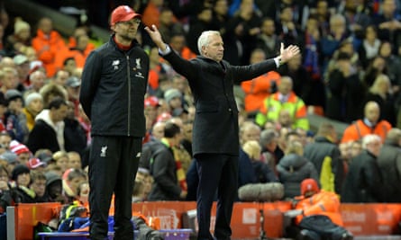 Jürgen Klopp alongside Alan Pardew during Liverpool’s 2-1 defeat to Crystal Palace at Anfield in November 2015. ‘I felt pretty alone at this moment,’ Klopp said after many home fans left prior to the final whistle