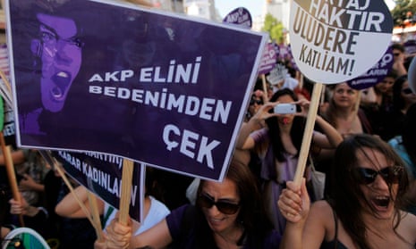 Protesters march with placards against Recep Tayyip Erdogğan’s proposed 2012 bill to restrict abortion to the first six weeks of pregnancy