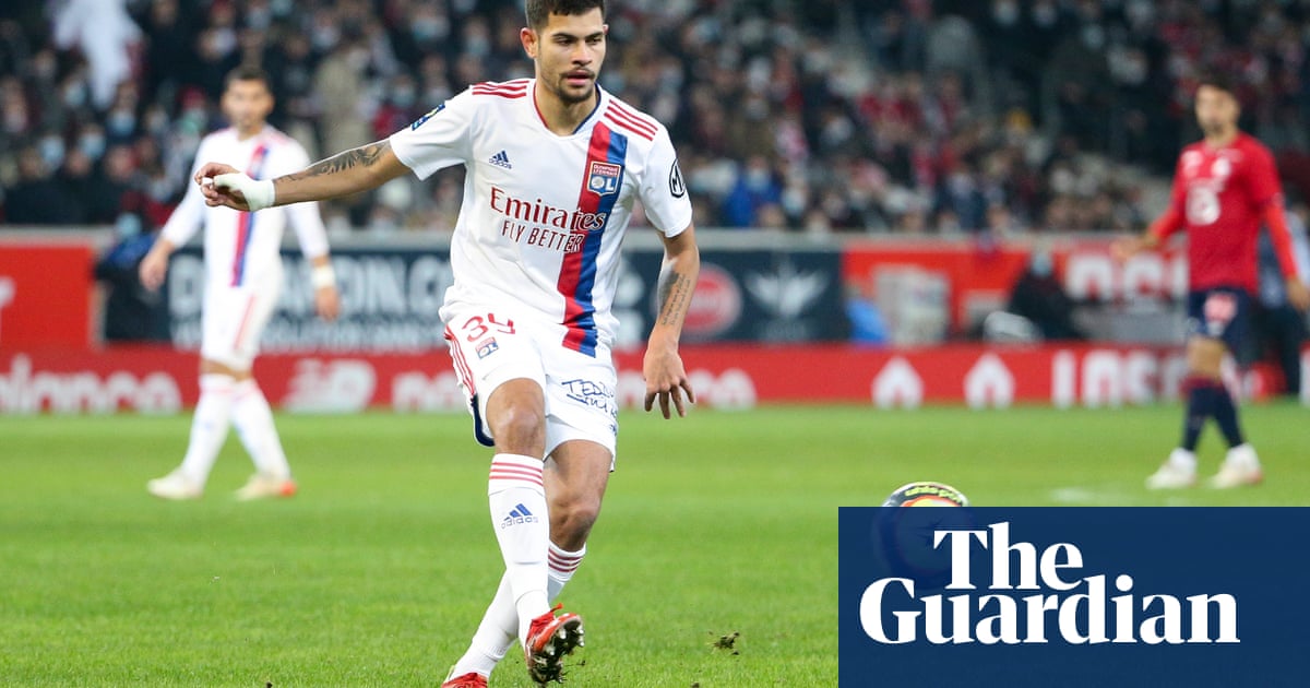 Newcastle agree terms to sign Brazil star Bruno Guimarães in £40m deal