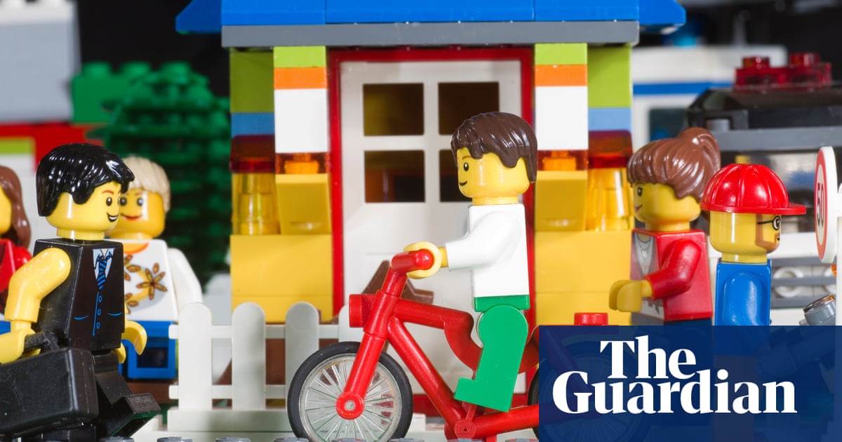 California man charged with $25K Lego thefts across multiple counties