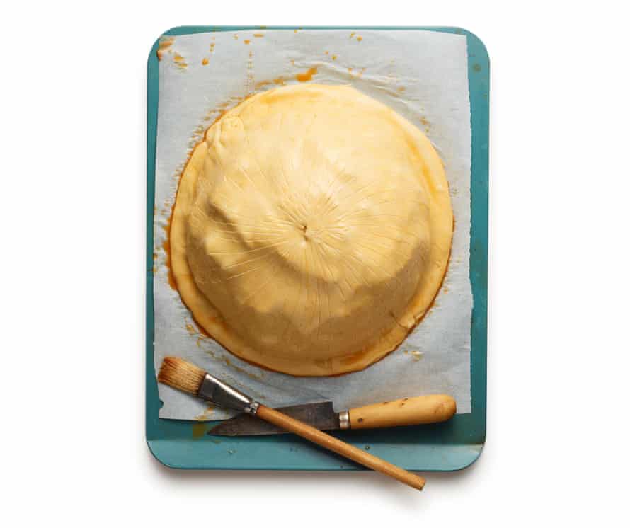 Felicity’s perfect cheese pithivier. Stage 9. Score with spokes, brush with egg, then chill for half an hour.