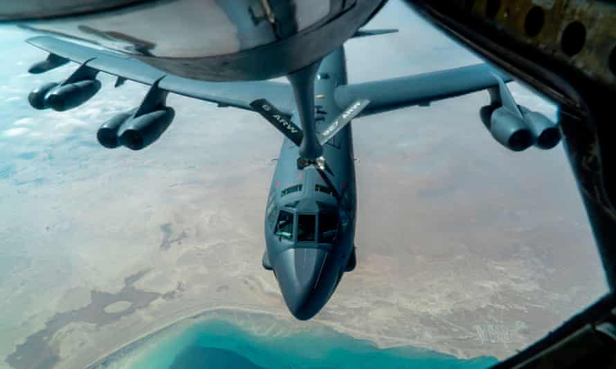 Un bombardier american B-52 asupra Orientului Mijlociu