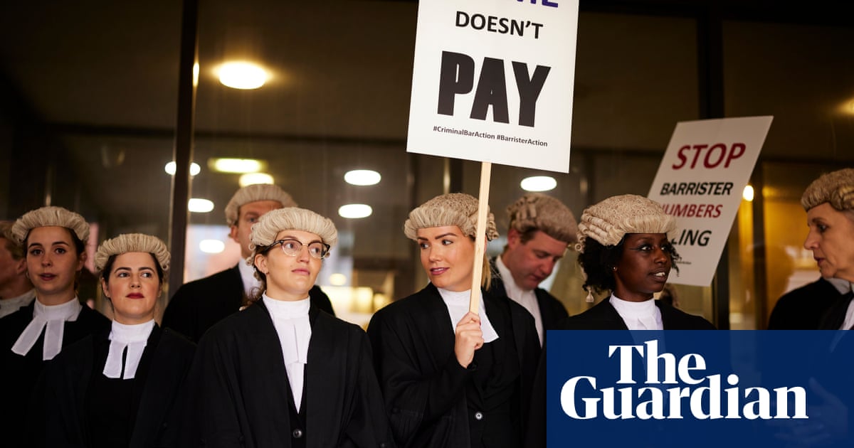 ‘The system is in crisis’: barristers make their case as strike begins