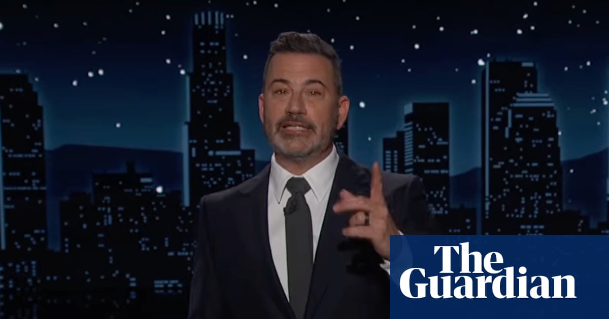 جيمي كيميل عن منح ترامب ميدالية أولمبية: ‘بعد جائزة أخرى لم يفز بها’ جيمي كيميل عن منح ترامب ميدالية أولمبية: ‘بعد جائزة أخرى لم يفز بها’